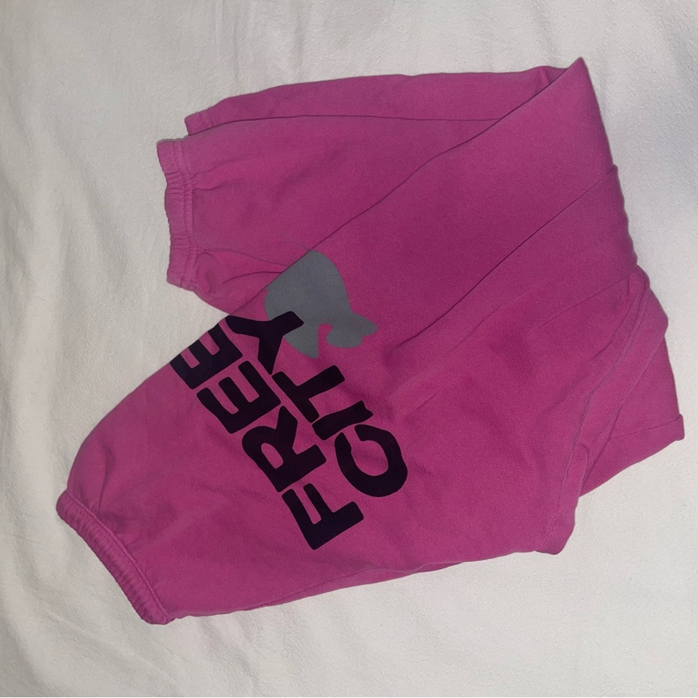 FREE CITY SWEATS